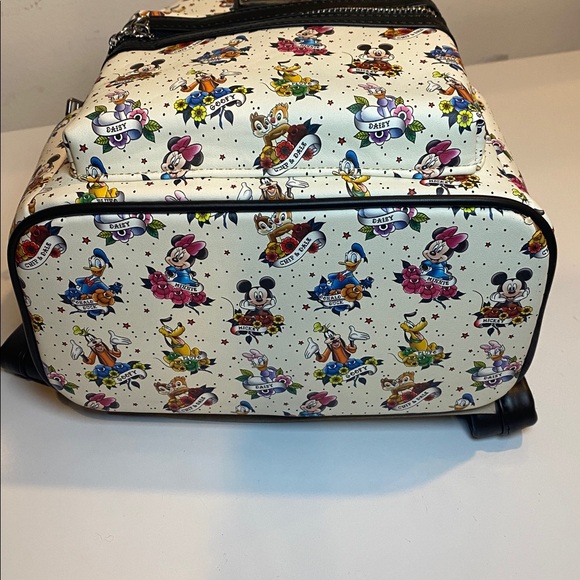 Loungefly Disney Mickey & Friends Mini Backpack NEW Sensational 6 Tattoo Art Zip - Picture 12 of 12